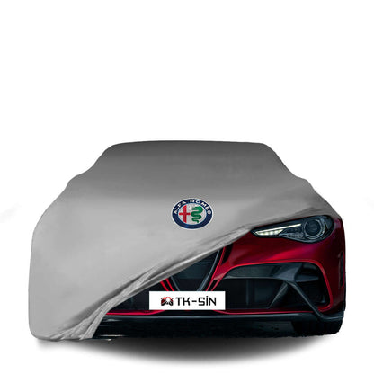 Alfa Romeo Giulia (2022-) Indoor & Custom-Made
