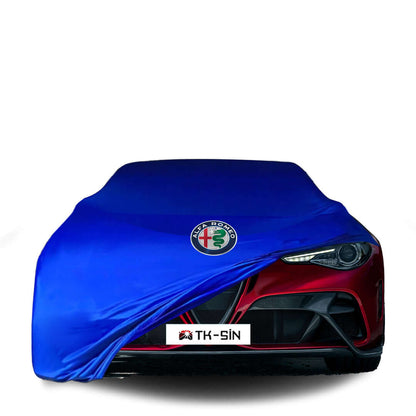 Alfa Romeo Giulia (2022-) Indoor & Custom-Made
