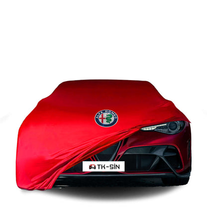Alfa Romeo Giulia (2022-) Indoor & Custom-Made
