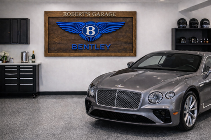 Handgeschnitzte Bentley Wanddekoration aus Massivholz – Luxus Garage Wall Art (150 × 70 cm)