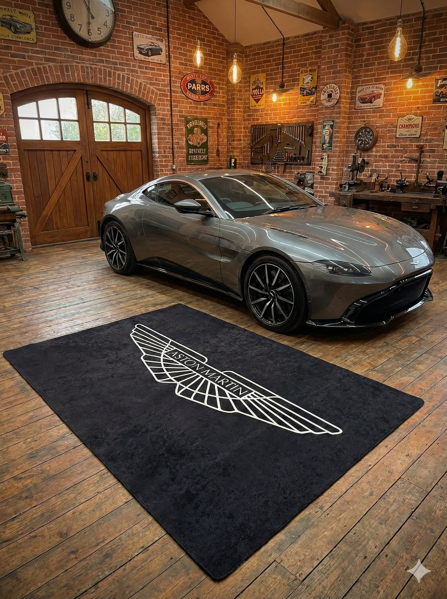 Aston Martin Garagen Teppich 150×220 cm  Luxus Auto Teppich für Garage, Wohnzimmer & Showroom